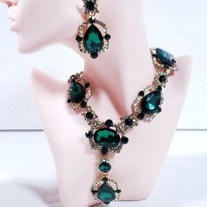 Emerald Green Rhinestone Necklace & Earrings